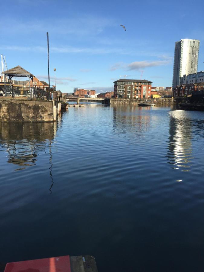 The Liverpool Boat Hotel Exterior photo